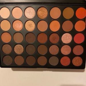 Morphe eyeshadow 350 Nature Glow,  used twice!